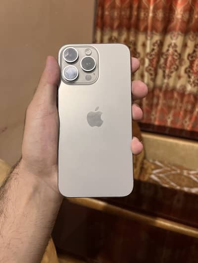 Apple iPhone 15 Pro Max