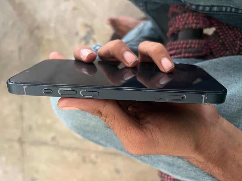 Apple iPhone 13 3