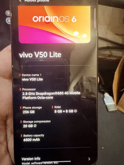 Vivo V50 Lite Gold color