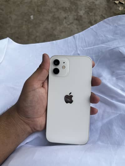 Apple iPhone 12