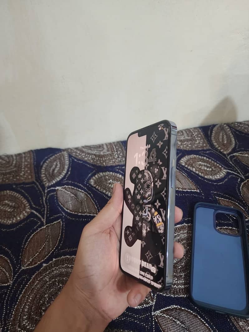 Apple iPhone 13 Pro 6