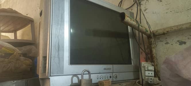 Samsung TV 24 in inches good condition All ok
