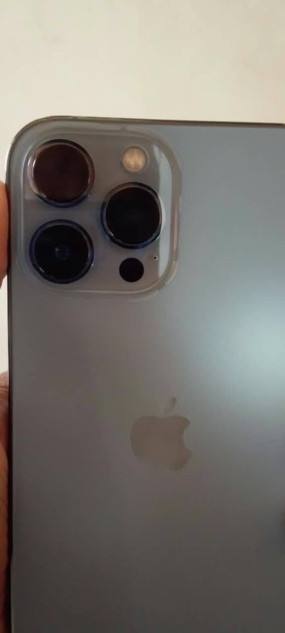 Apple iPhone 13 Pro Max 6