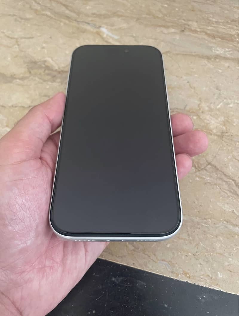 Apple iPhone 17 Pro Max 2