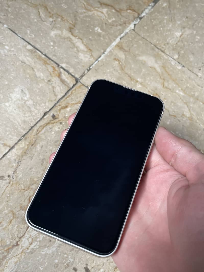 Apple iPhone 13 mini 9