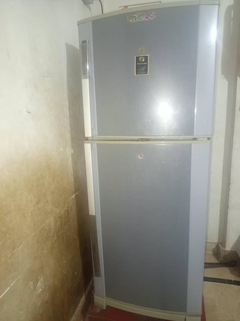 Dawlance fridge 0
