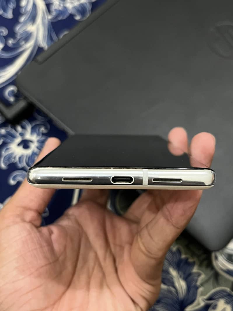 Google Pixel 6 Pro 2