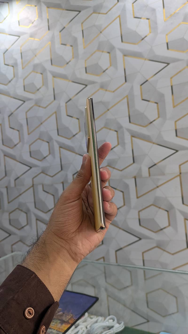 Infinix Note 40 Pro 2