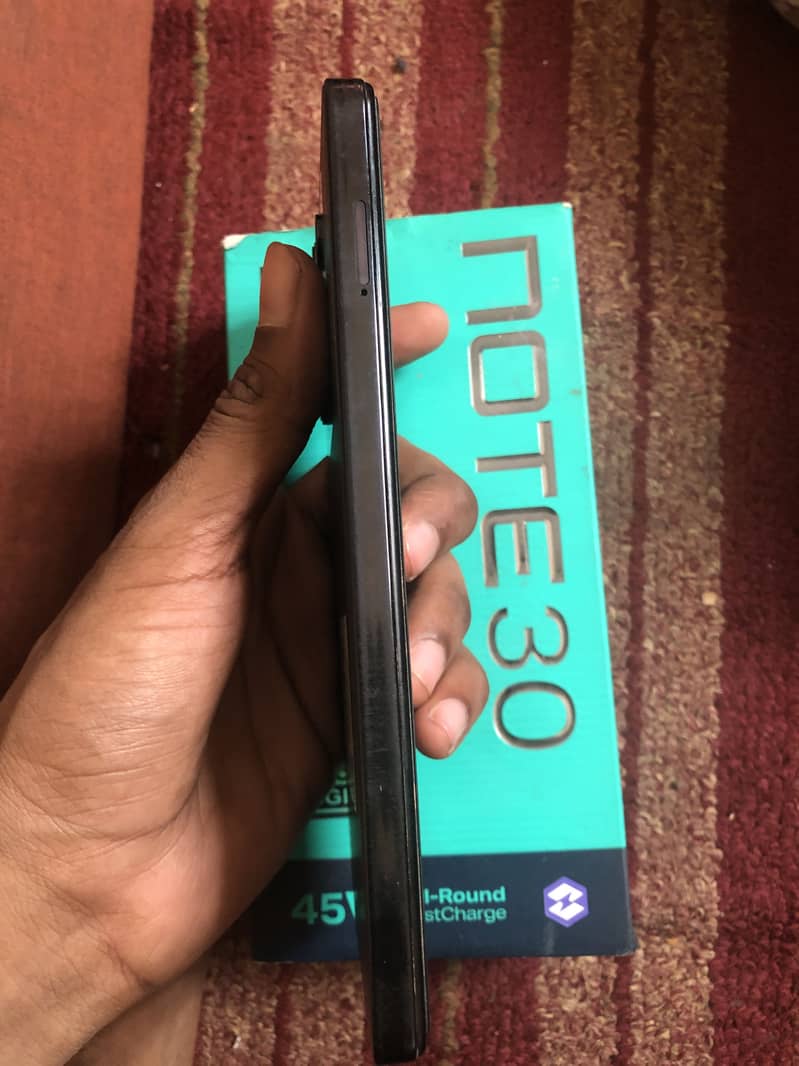 Infinix Note 30 1