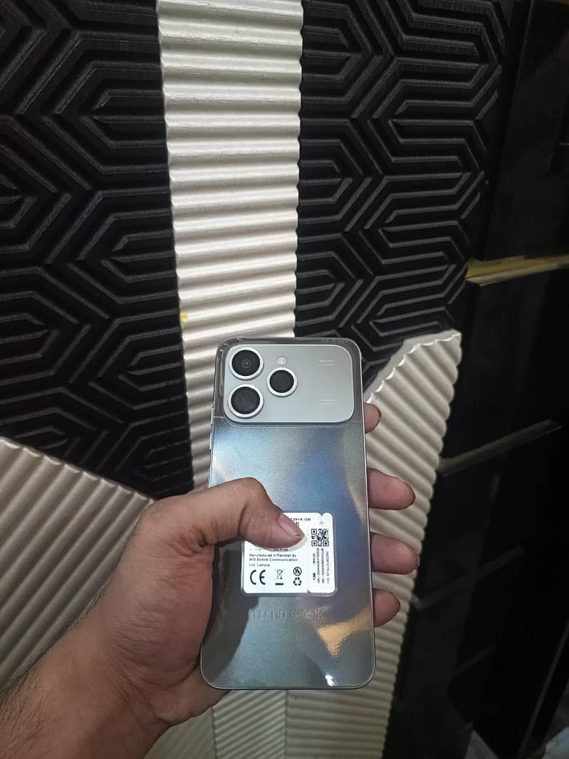 Tecno Spark 40 2