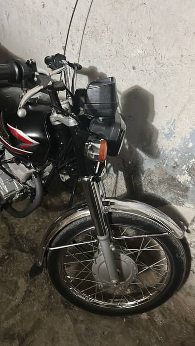 Honda 125   2024