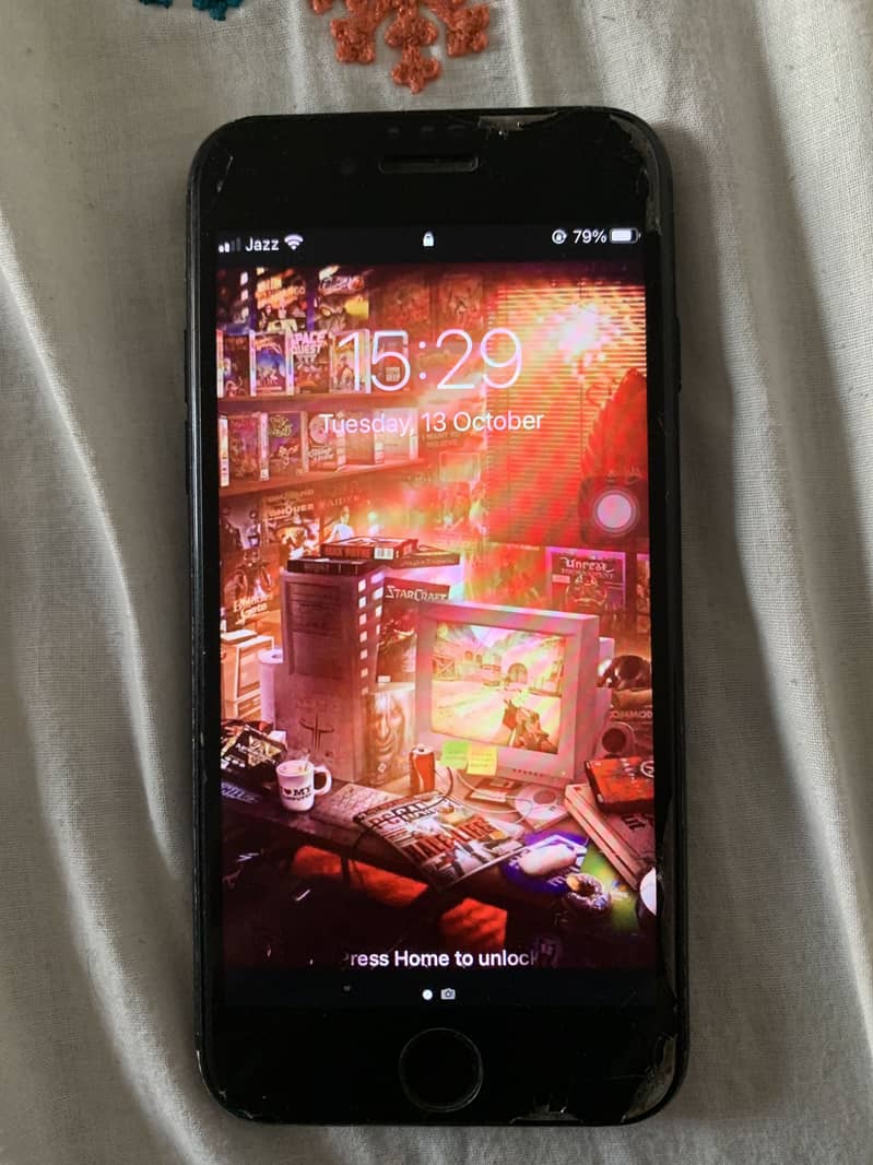 Apple iPhone 7 7