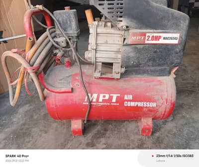 Air compressor