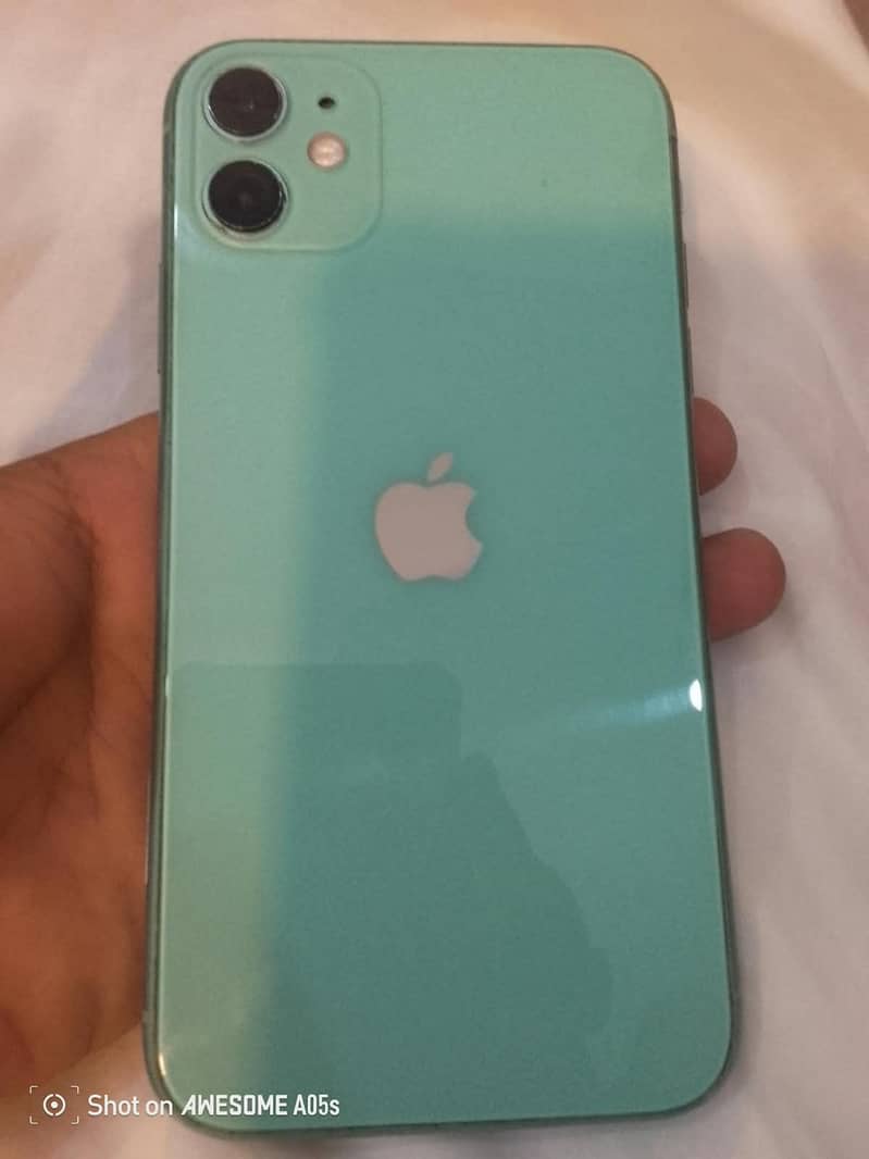 Apple iPhone 11 3