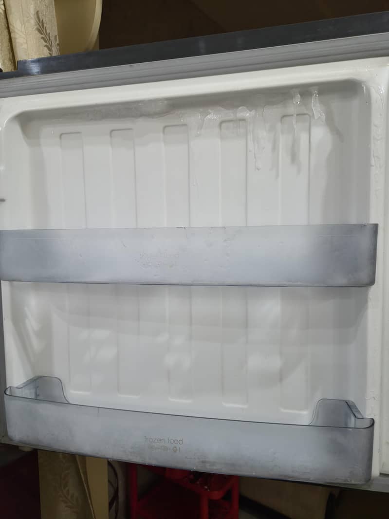Gree Fridge 6