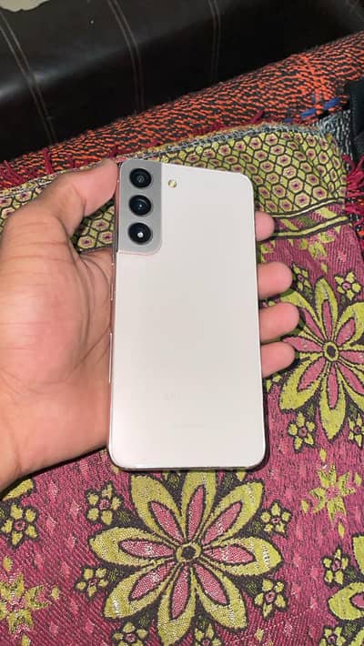 Samsung Mobile S22
