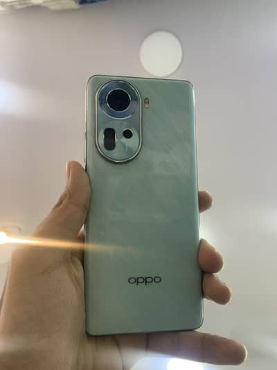 OPPO Reno11