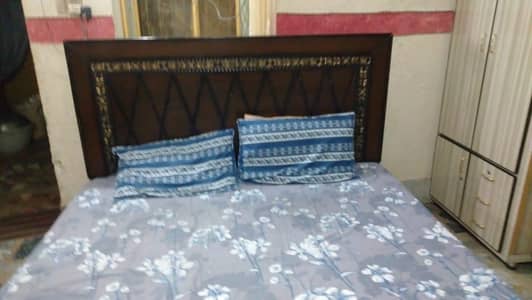double bed set with dressing iron stand condition 10/10