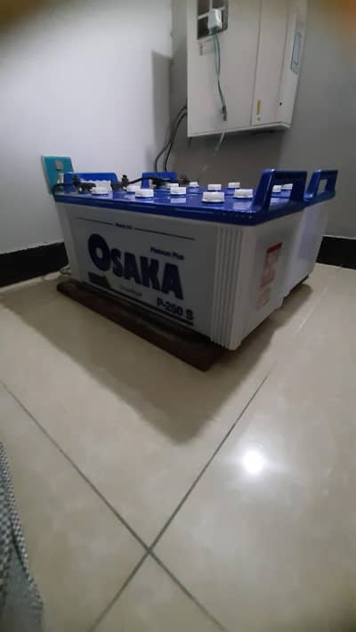 3kv ups with 2 batteries forsale