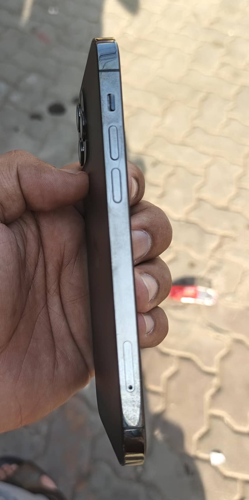 Apple iPhone 12 Pro 1