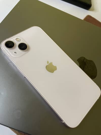 Apple iPhone 13