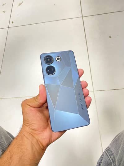 Tecno CAMON 20