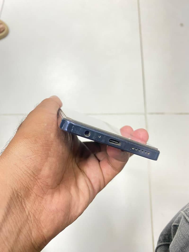 Tecno CAMON 20 2