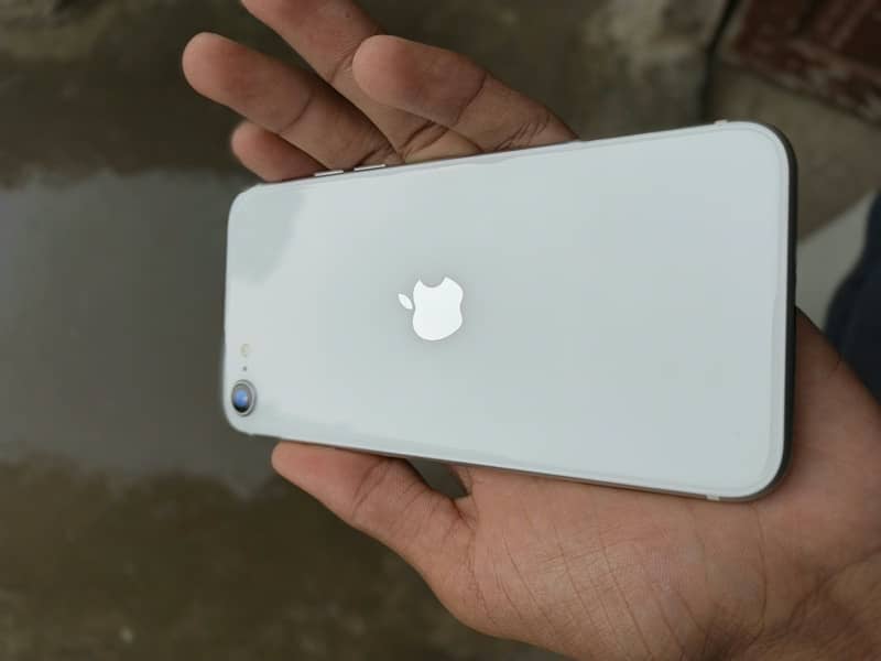 Apple iPhone SE 1