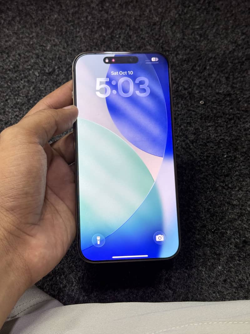 Apple iPhone 16 Pro Max 5