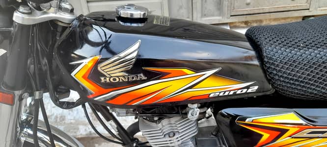 honda cg 125.2012 modal biometric moky par ho gi.