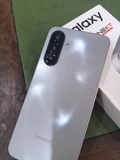 Sumsung A17 8/256Gb