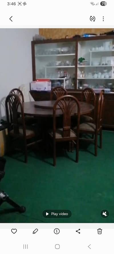 revolving dinind table