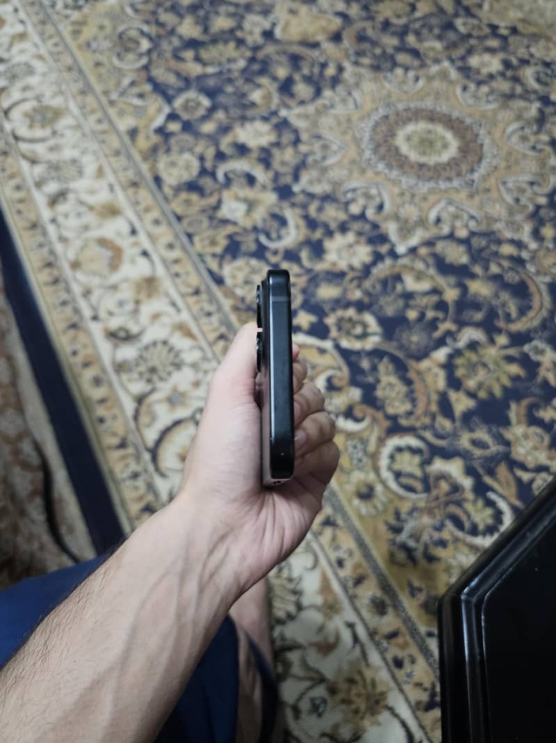 Apple iphone 15 jv 3