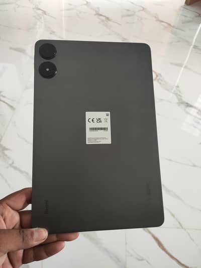 Xiaomi Redmi tab pro 8/256g wifi.              8 256gb android 15 wifi