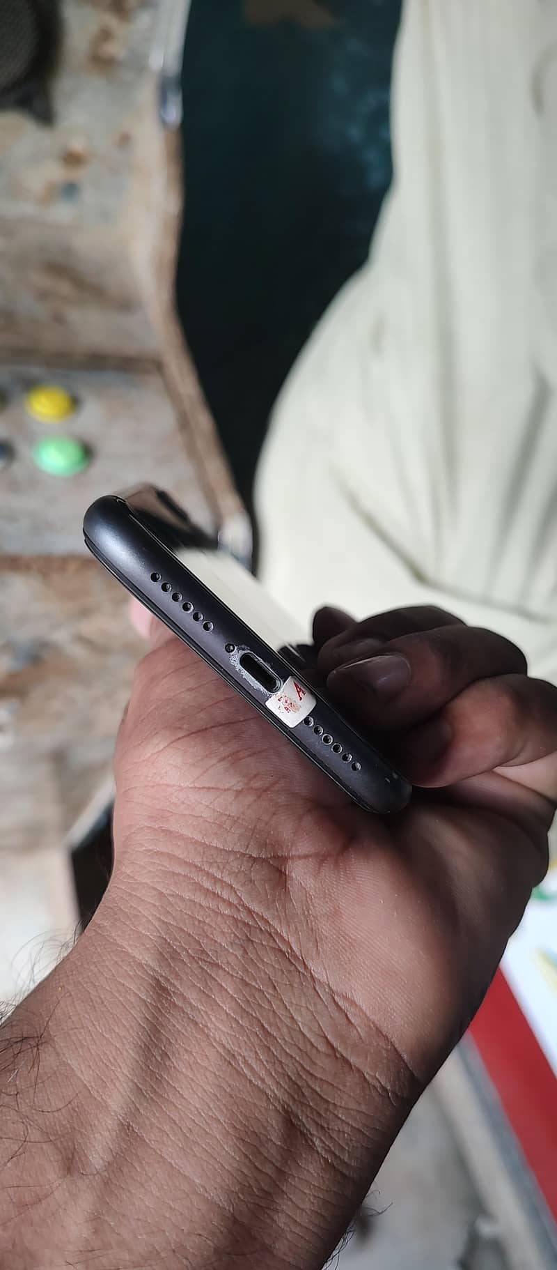 Apple iPhone 11 0