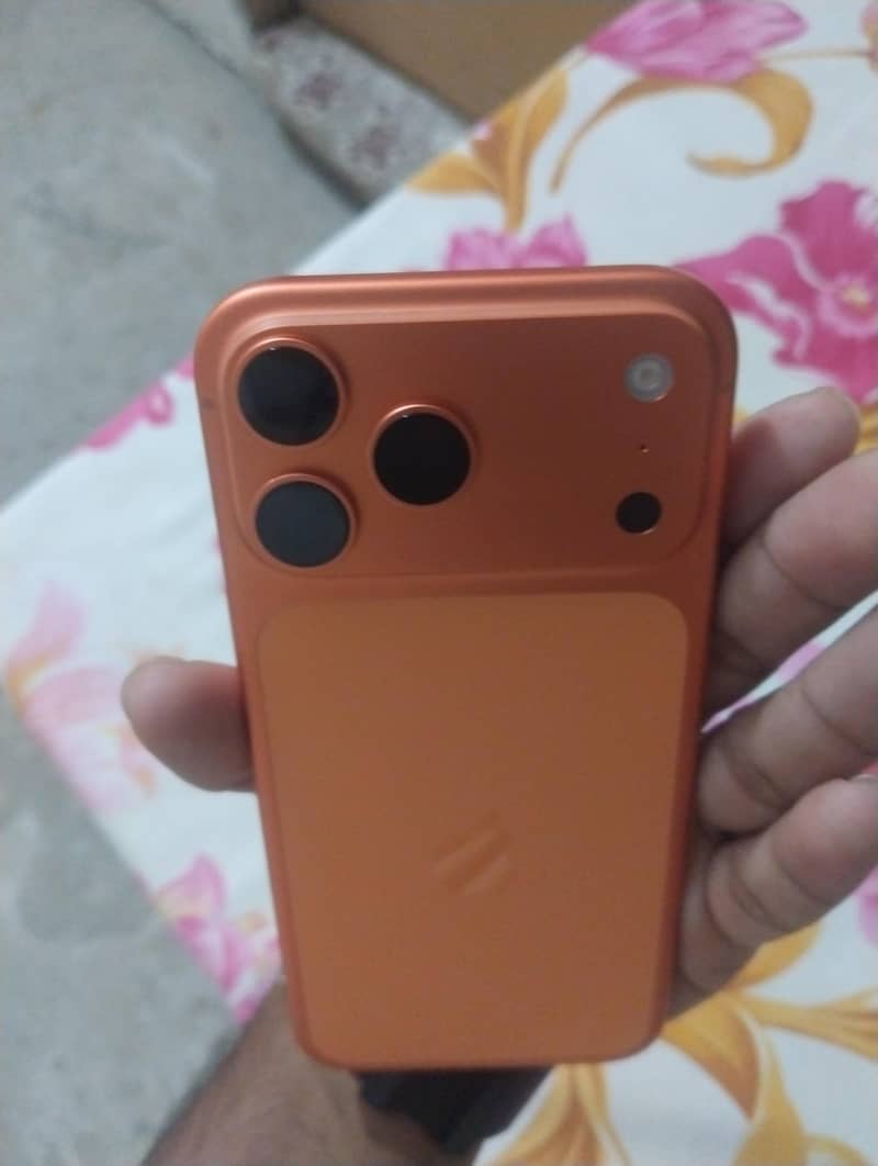 Apple iPhone 17 Pro Max 3