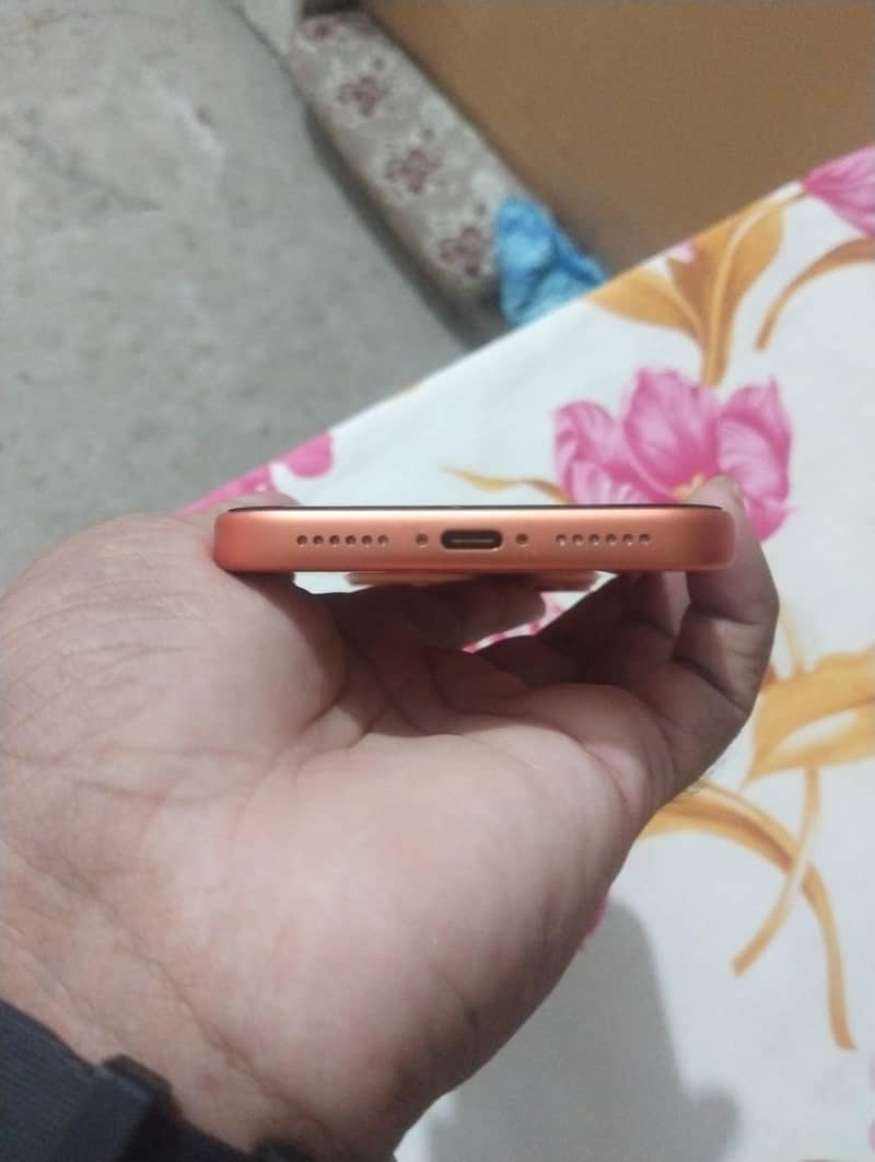 Apple iPhone 17 Pro Max 5