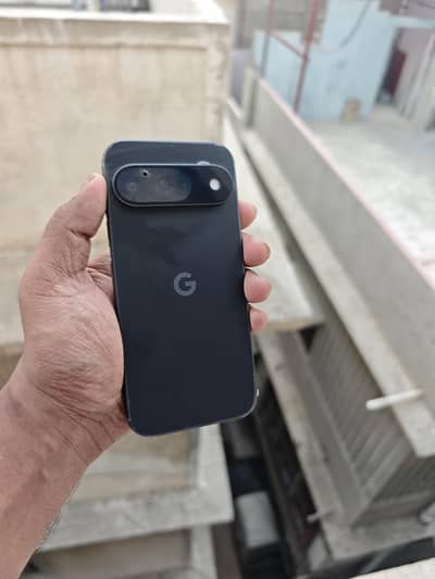 Google Pixel 9