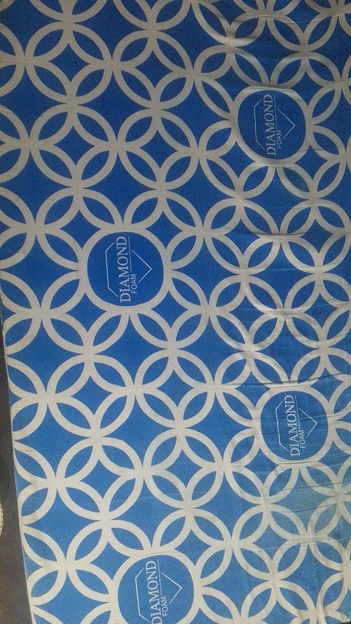 bed/set/with dressing with side tables/slightly used 5