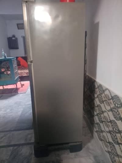 Fridge for sale New Condition Very nice Cooling
