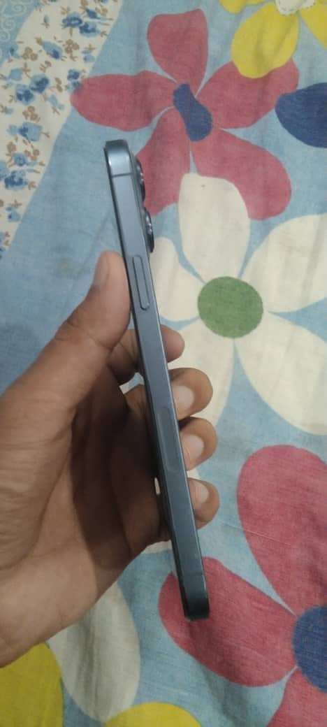 Apple iPhone 13 Pro Max 1