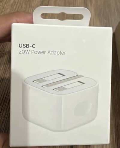 Apple 20 w adapter