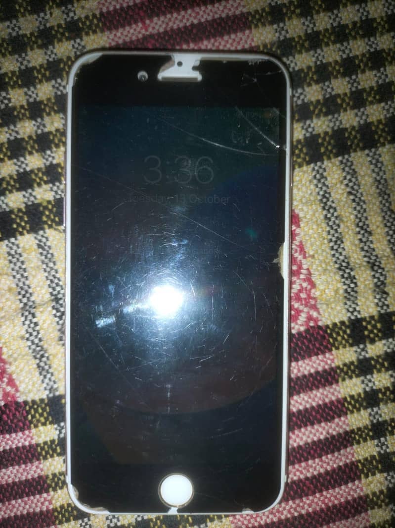 Apple iPhone 6S 4