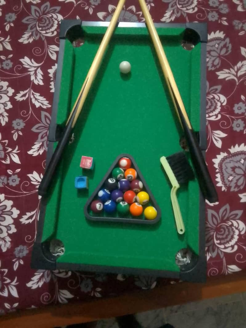 snooker table 0