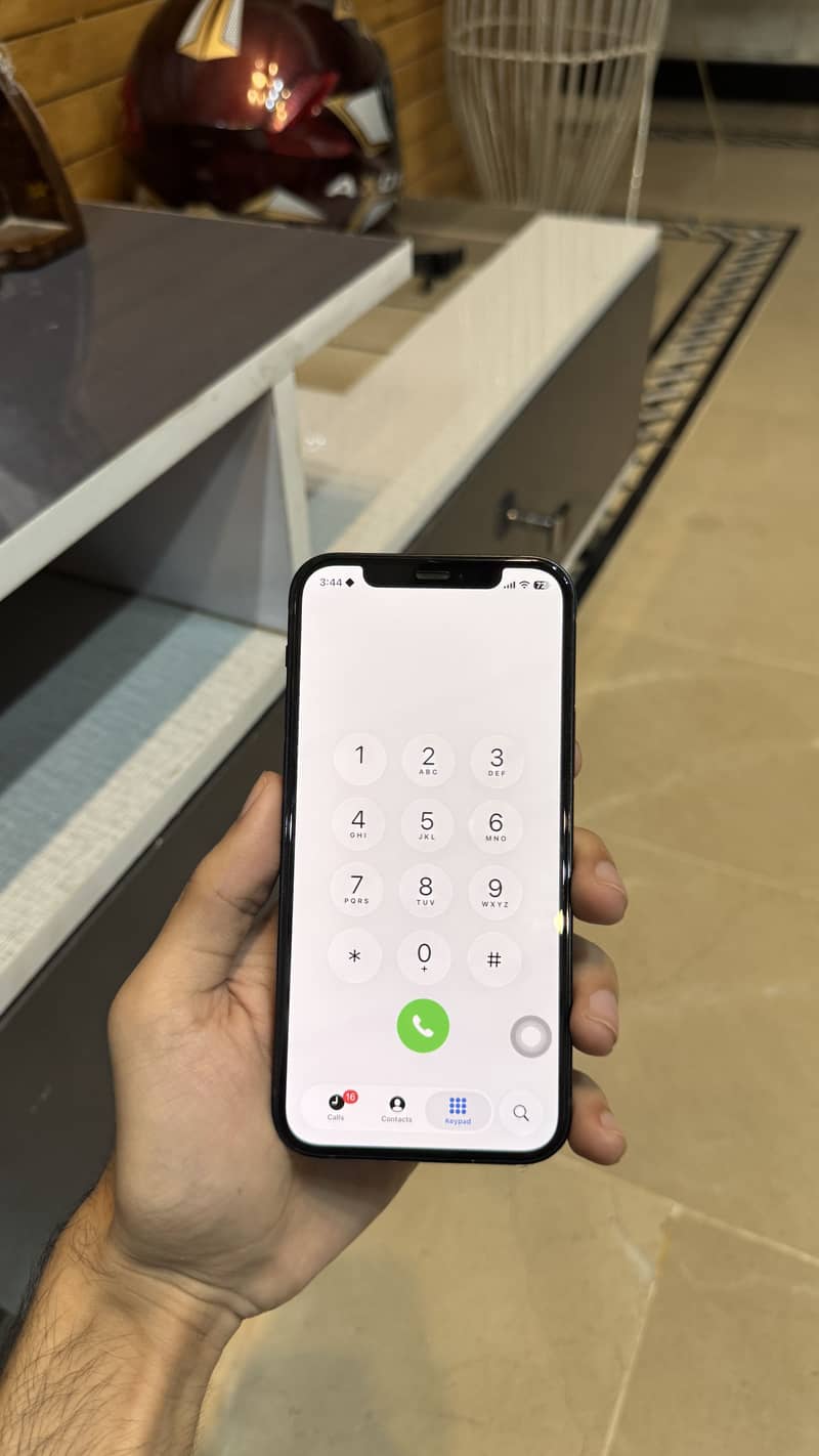 Apple iPhone 12 6