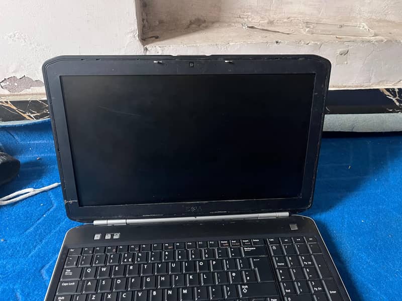 dell laptop 3