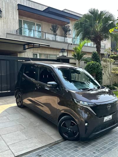 Nissan sakura G  premium pakage