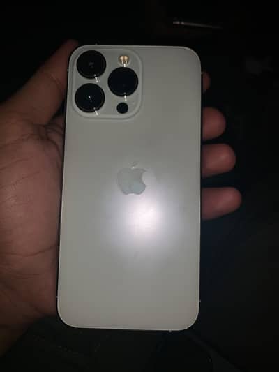 I phone 13pro 128 gb white couler 88 health brand new condion