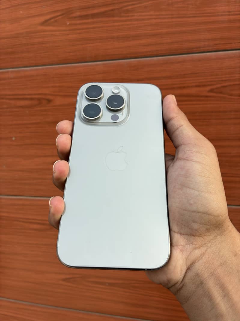 Apple iPhone 15 Pro – Natural Titanium | 94% Battery Health 0