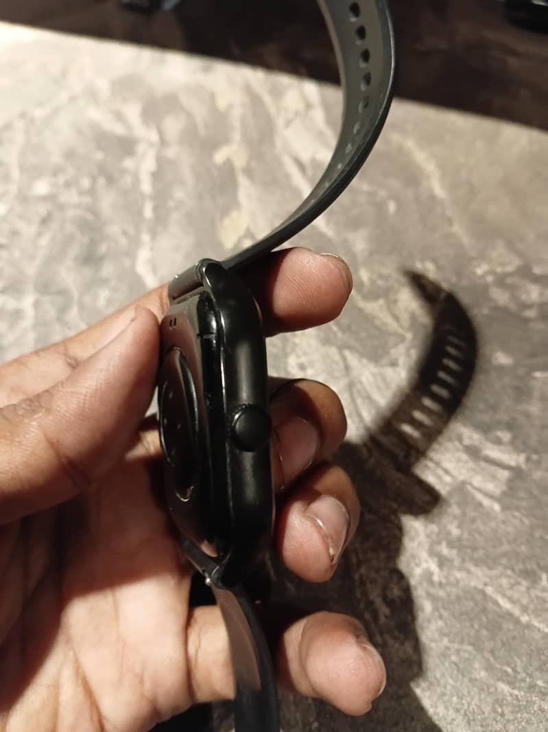 Amazefit smartwatch 1